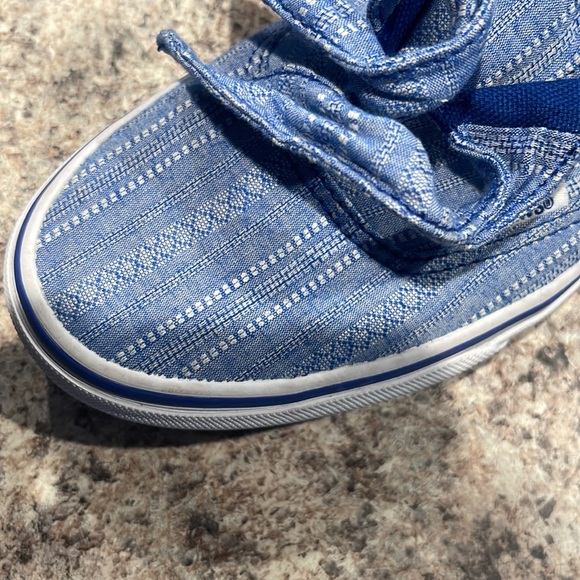 Vans - Picture 7 of 8